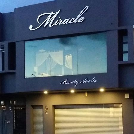 Miracle Suite Ипох Экстерьер фото